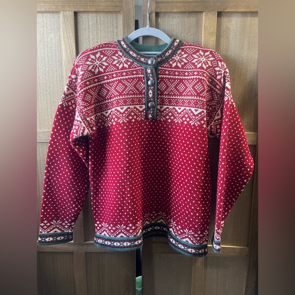 LL.BEAN Red Nordic Sweater with Snowflake Pattern - Picture 1 of 5